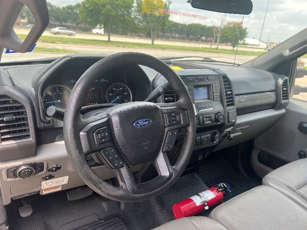 Medium Duty Box Truck-Light and Medium Duty Trucks-Ford-2021-F450-Houston-TX-68,136\n\t\tmiles-$ 51,250 - Image 18
