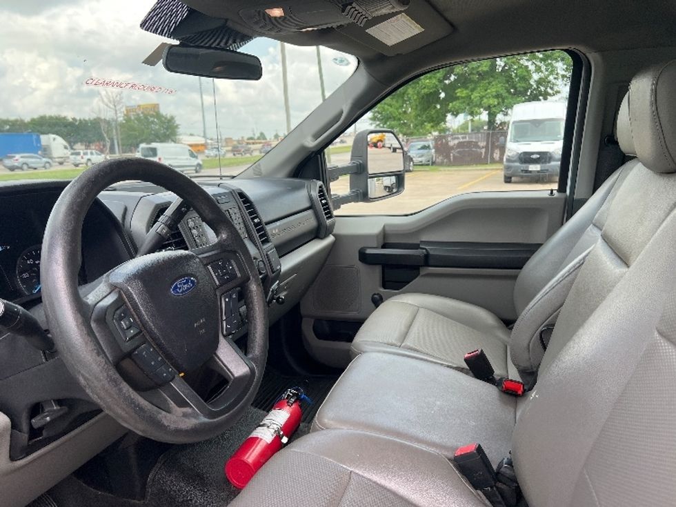 Medium Duty Box Truck-Light and Medium Duty Trucks-Ford-2021-F450-Houston-TX-68,136\n\t\tmiles-$ 51,250 - Image 19