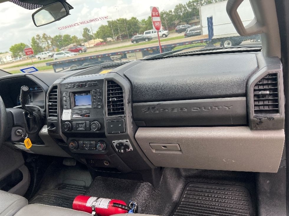 Medium Duty Box Truck-Light and Medium Duty Trucks-Ford-2021-F450-Houston-TX-68,136\n\t\tmiles-$ 51,250 - Image 21