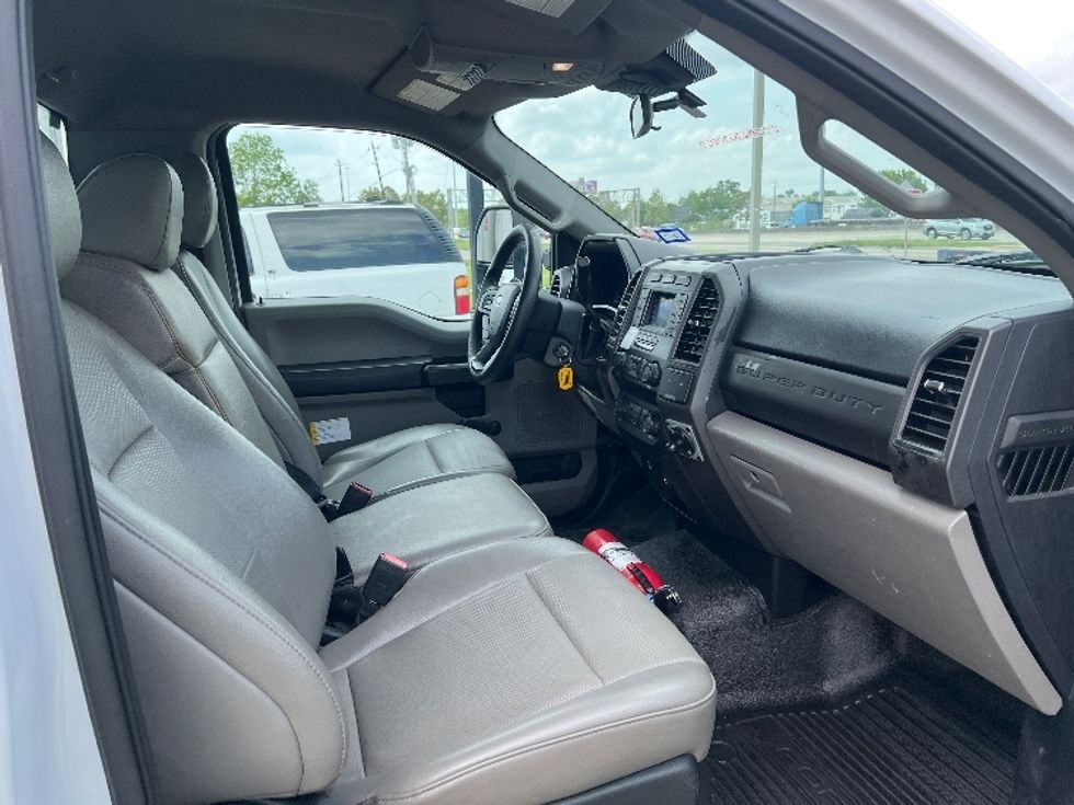 Medium Duty Box Truck-Light and Medium Duty Trucks-Ford-2021-F450-Houston-TX-68,136\n\t\tmiles-$ 51,250 - Image 22