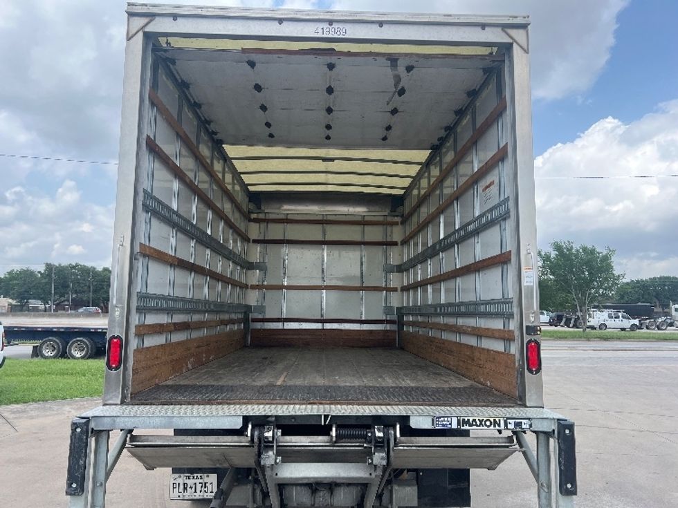 Medium Duty Box Truck-Light and Medium Duty Trucks-Ford-2021-F450-Houston-TX-68,136\n\t\tmiles-$ 51,250 - Image 8