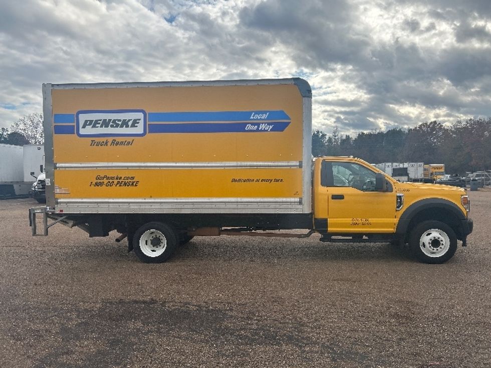 Medium Duty Box Truck-Light and Medium Duty Trucks-Ford-2021-F450-Jackson-MS-134,469\n\t\tmiles-$ 31,750 - Image 15