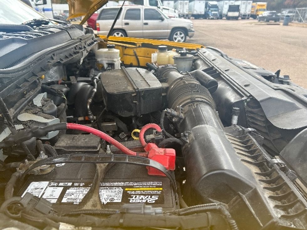 Medium Duty Box Truck-Light and Medium Duty Trucks-Ford-2021-F450-Jackson-MS-134,469\n\t\tmiles-$ 31,750 - Image 23