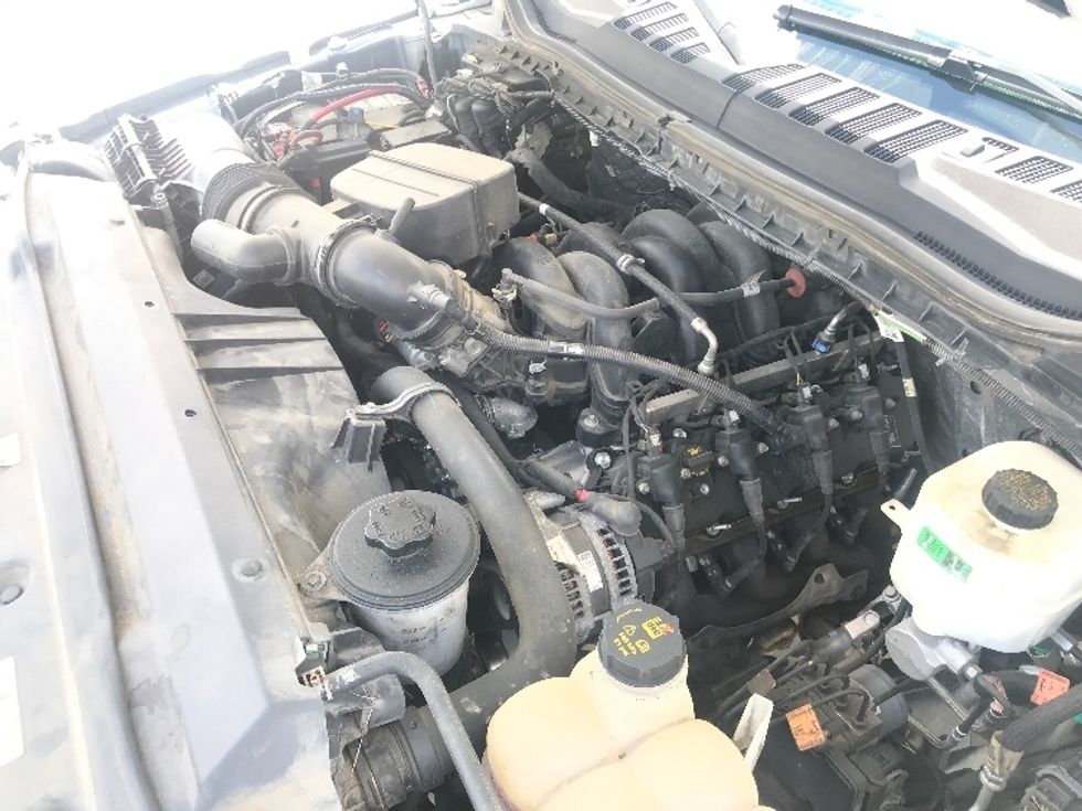 Medium Duty Box Truck-Light and Medium Duty Trucks-Ford-2021-F450-Katy-TX-101,141\n\t\tmiles-$ 36,500 - Image 24