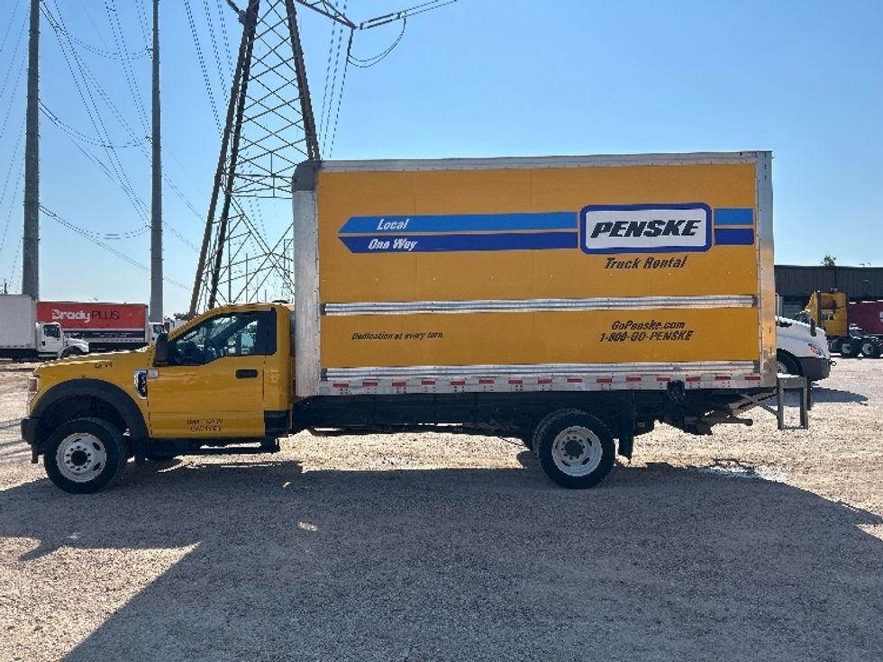 Medium Duty Box Truck-Light and Medium Duty Trucks-Ford-2021-F450-Katy-TX-101,929\n\t\tmiles-$ 33,250 - Image 4