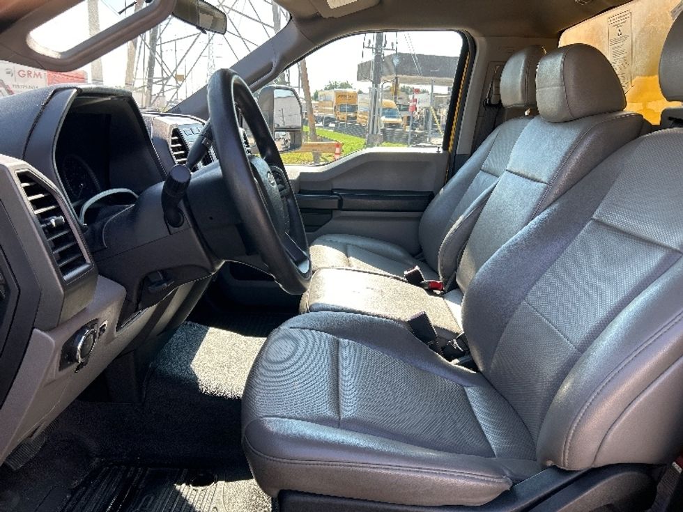 Medium Duty Box Truck-Light and Medium Duty Trucks-Ford-2021-F450-Katy-TX-110,324\n\t\tmiles-$ 35,000 - Image 19