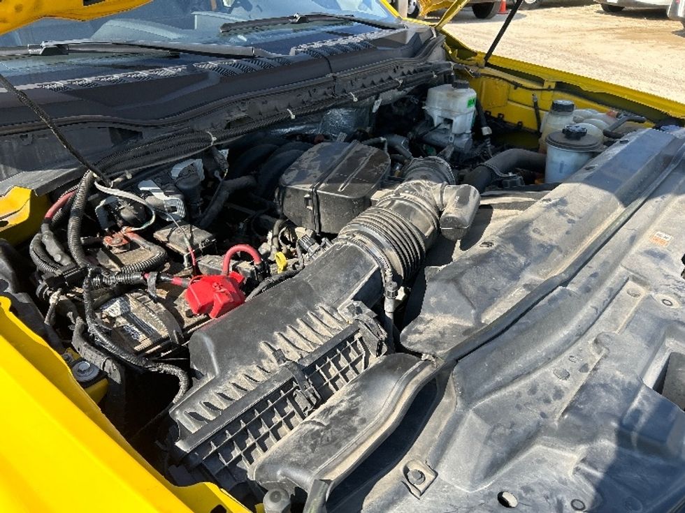 Medium Duty Box Truck-Light and Medium Duty Trucks-Ford-2021-F450-Katy-TX-110,324\n\t\tmiles-$ 35,000 - Image 23