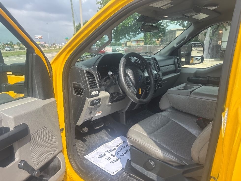 Medium Duty Box Truck-Light and Medium Duty Trucks-Ford-2021-F450-Katy-TX-135,377\n\t\tmiles-$ 28,750 - Image 16