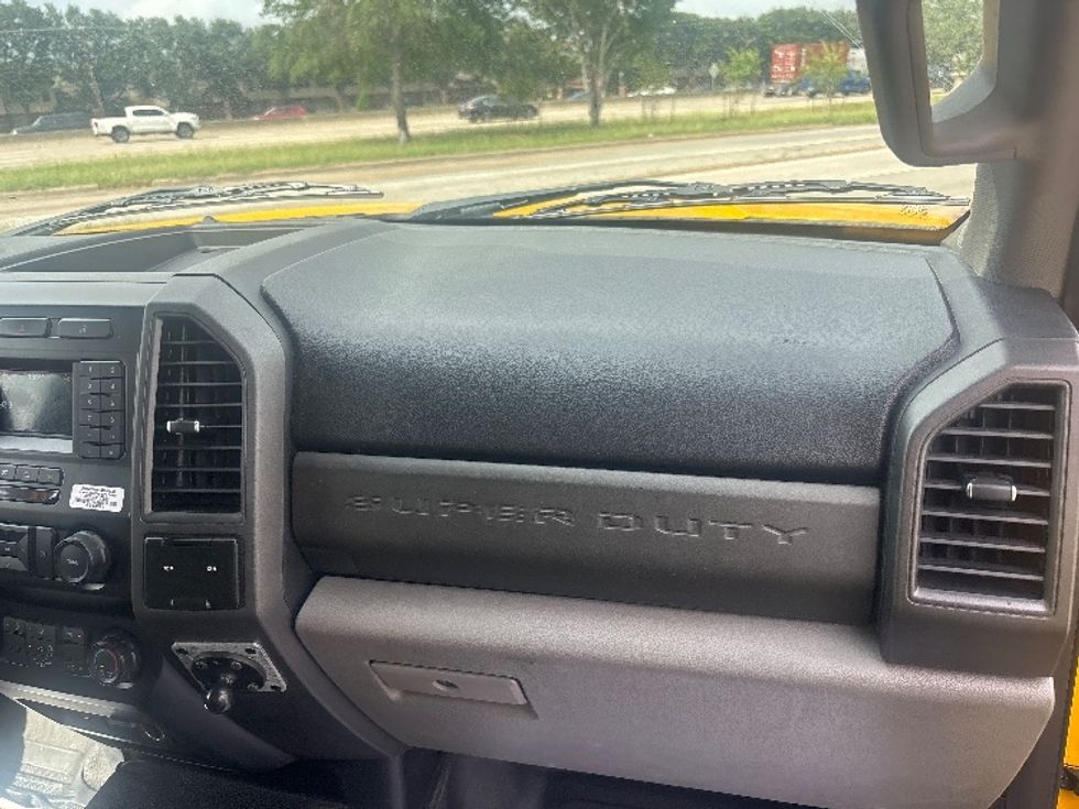 Medium Duty Box Truck-Light and Medium Duty Trucks-Ford-2021-F450-Katy-TX-135,377\n\t\tmiles-$ 28,750 - Image 20