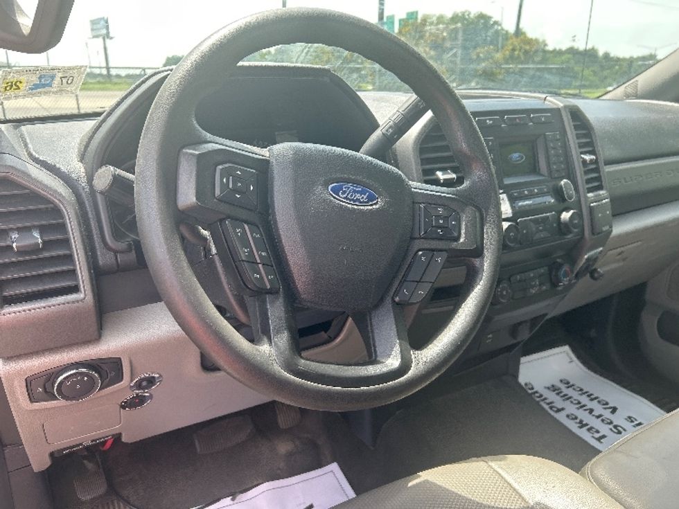 Medium Duty Box Truck-Light and Medium Duty Trucks-Ford-2021-F450-Lafayette-LA-129,657\n\t\tmiles-$ 32,500 - Image 13