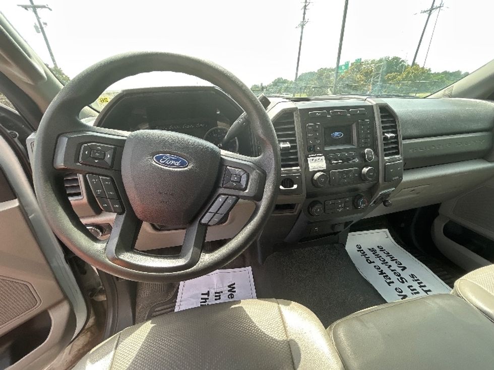 Medium Duty Box Truck-Light and Medium Duty Trucks-Ford-2021-F450-Lafayette-LA-129,657\n\t\tmiles-$ 32,500 - Image 14