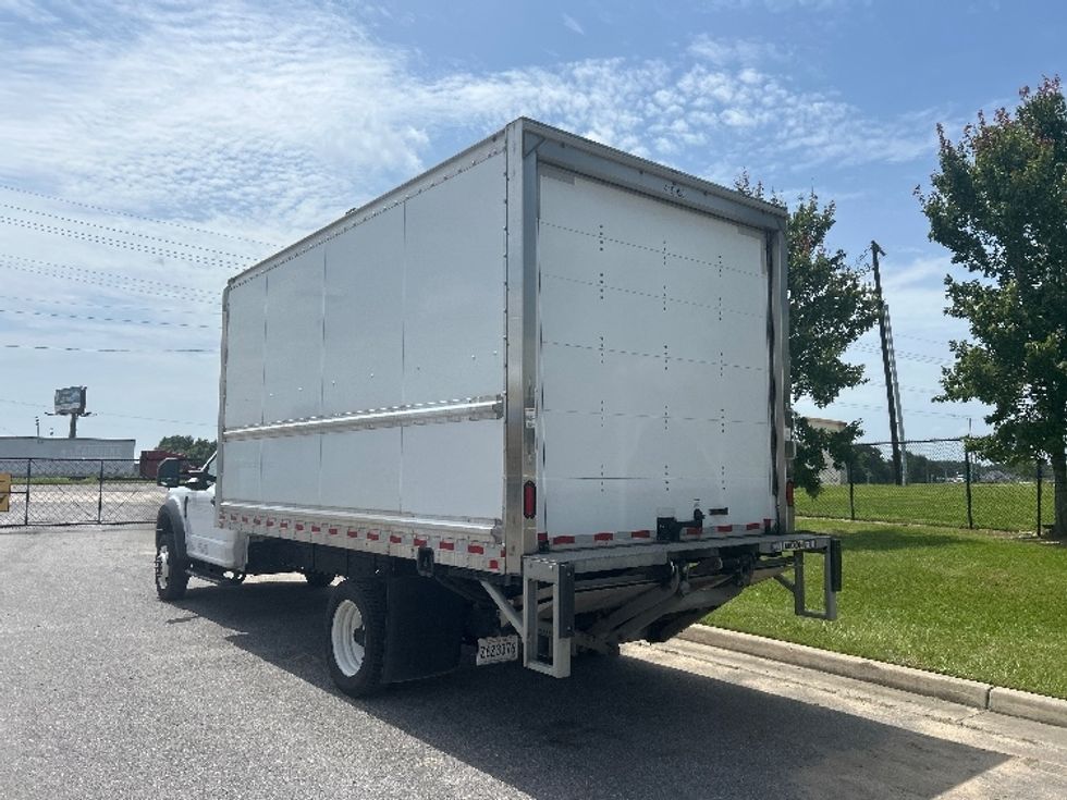 Medium Duty Box Truck-Light and Medium Duty Trucks-Ford-2021-F450-Lafayette-LA-129,657\n\t\tmiles-$ 32,500 - Image 5