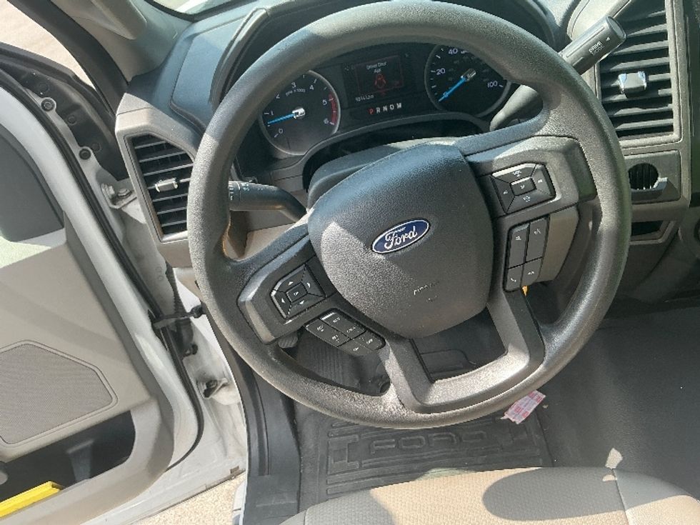 Medium Duty Box Truck-Light and Medium Duty Trucks-Ford-2021-F450-Lexington-KY-90,964\n\t\tmiles-$ 48,500 - Image 17