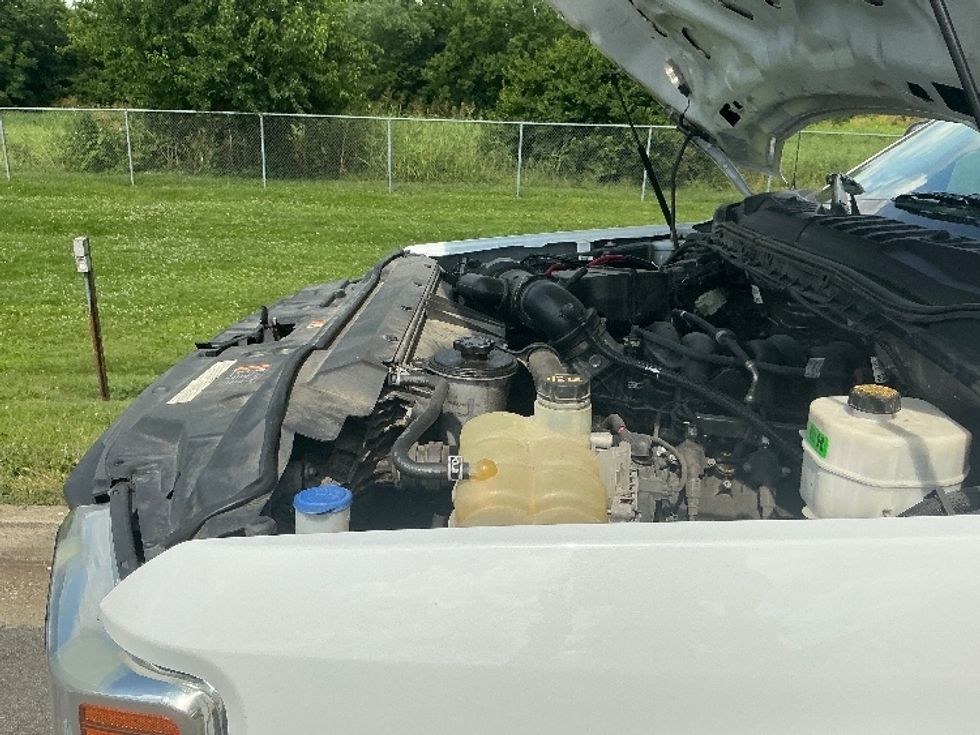 Medium Duty Box Truck-Light and Medium Duty Trucks-Ford-2021-F450-Lexington-KY-90,964\n\t\tmiles-$ 48,500 - Image 24