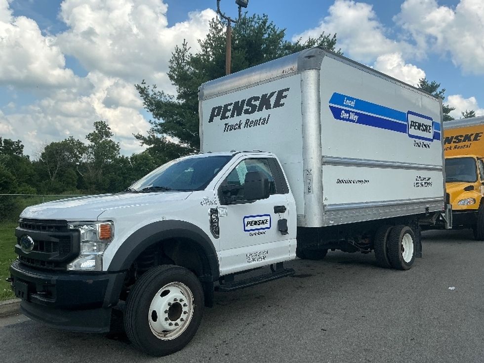 Medium Duty Box Truck-Light and Medium Duty Trucks-Ford-2021-F450-Lexington-KY-90,964\n\t\tmiles-$ 48,500 - Image 3