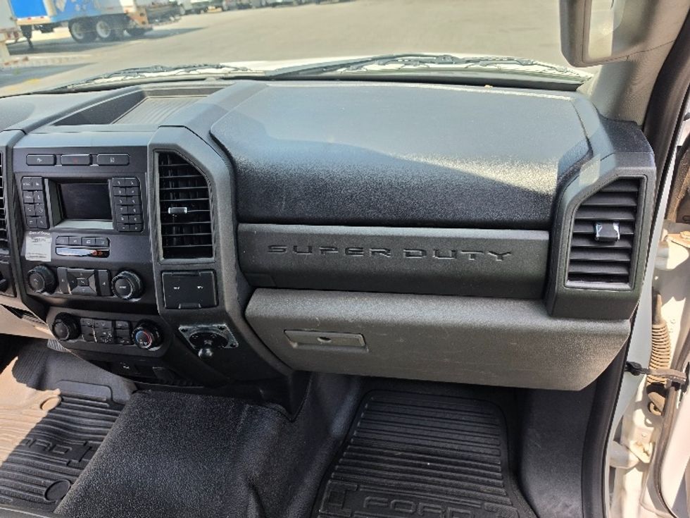 Medium Duty Box Truck-Light and Medium Duty Trucks-Ford-2021-F450-Little Rock-AR-91,438\n\t\tmiles-$ 37,750 - Image 21