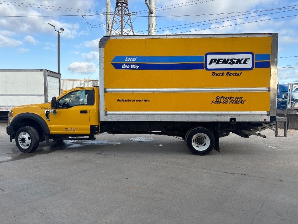 Medium Duty Box Truck-Light and Medium Duty Trucks-Ford-2021-F450-Lubbock-TX-115,391\n\t\tmiles-$ 32,500 - Image 4