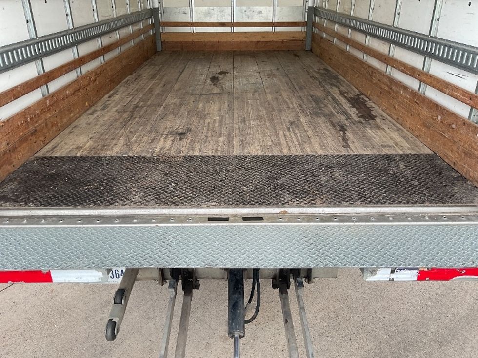 Medium Duty Box Truck-Light and Medium Duty Trucks-Ford-2021-F450-Oklahoma City-OK-103,400\n\t\tmiles-$ 35,500 - Image 10