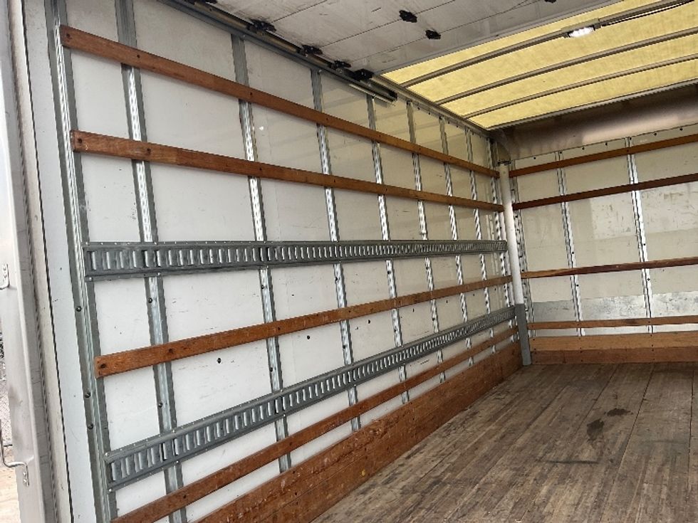 Medium Duty Box Truck-Light and Medium Duty Trucks-Ford-2021-F450-Oklahoma City-OK-103,400\n\t\tmiles-$ 35,500 - Image 11