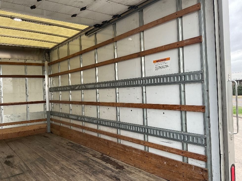 Medium Duty Box Truck-Light and Medium Duty Trucks-Ford-2021-F450-Oklahoma City-OK-103,400\n\t\tmiles-$ 35,500 - Image 12