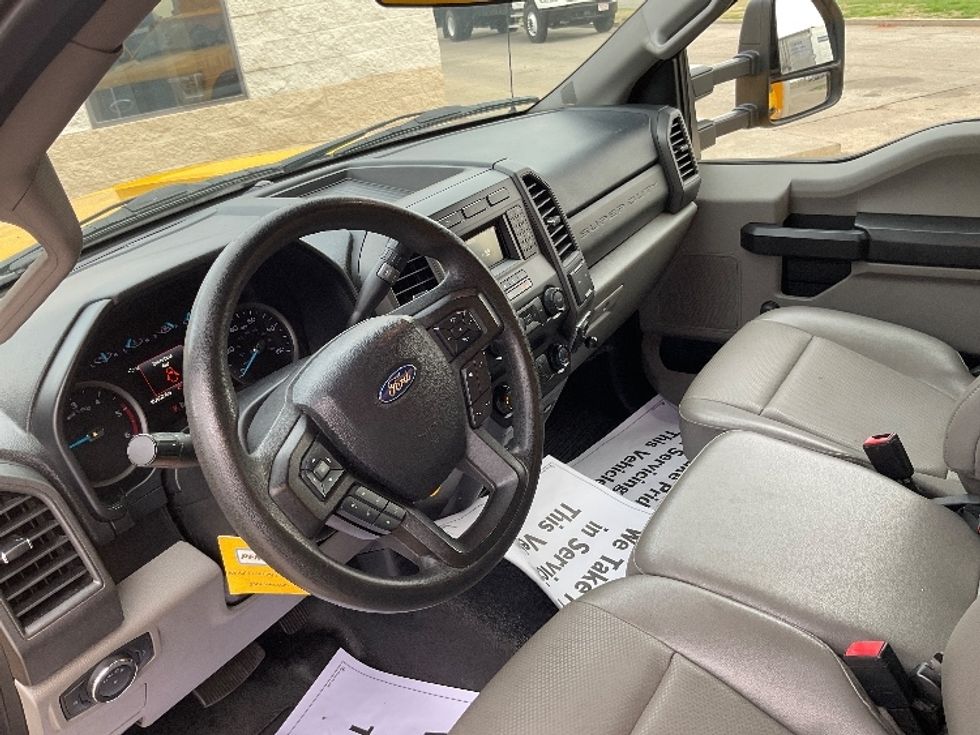 Medium Duty Box Truck-Light and Medium Duty Trucks-Ford-2021-F450-Oklahoma City-OK-103,400\n\t\tmiles-$ 35,500 - Image 14