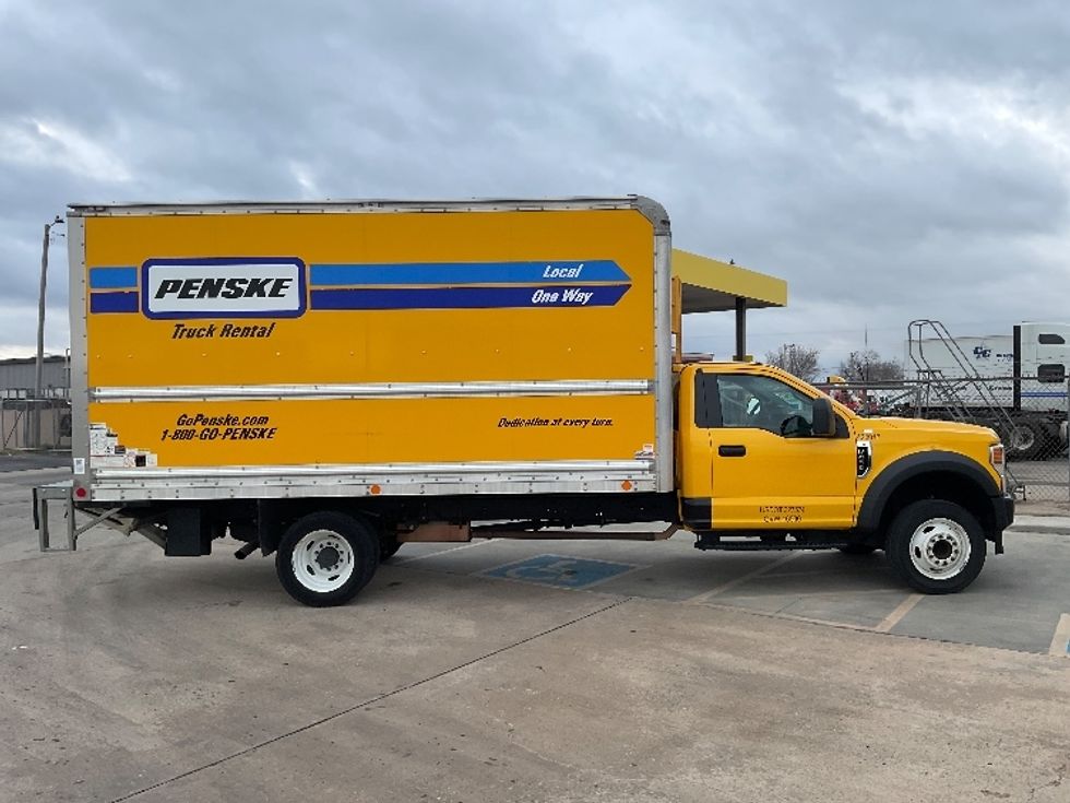 Medium Duty Box Truck-Light and Medium Duty Trucks-Ford-2021-F450-Oklahoma City-OK-103,400\n\t\tmiles-$ 35,500 - Image 16