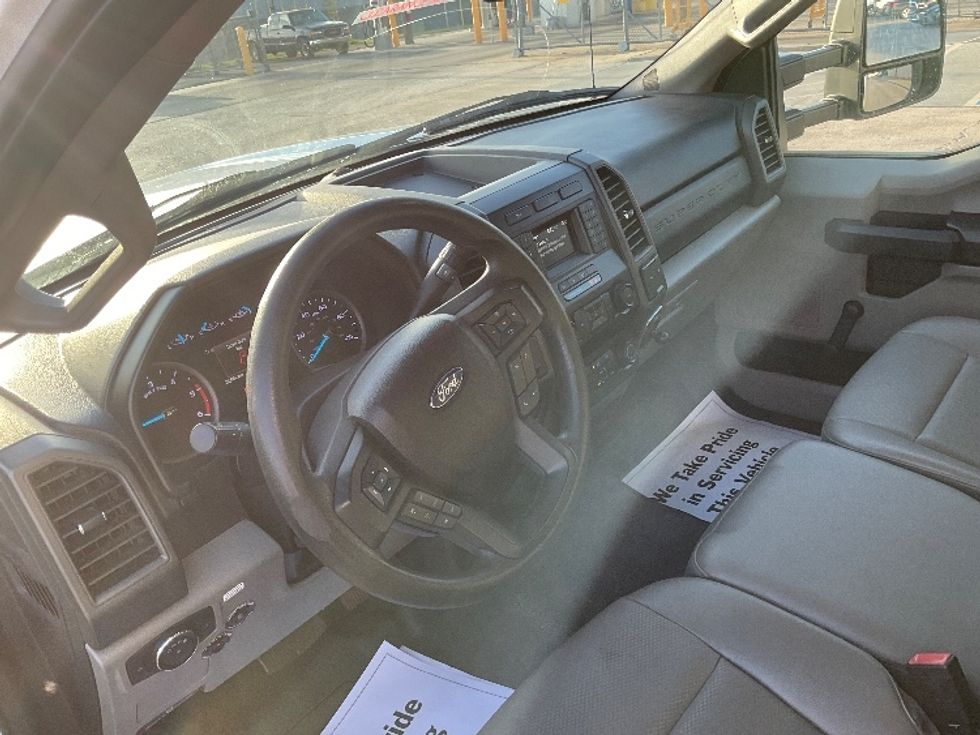 Medium Duty Box Truck-Light and Medium Duty Trucks-Ford-2021-F450-Oklahoma City-OK-117,167\n\t\tmiles-$ 35,000 - Image 17