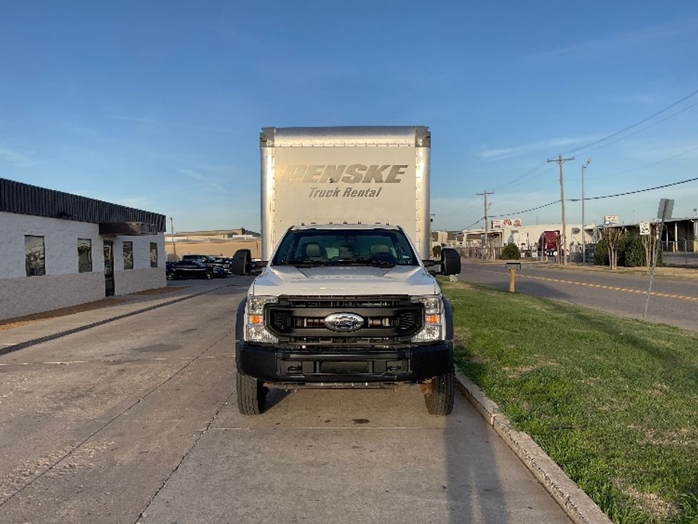 Medium Duty Box Truck-Light and Medium Duty Trucks-Ford-2021-F450-Oklahoma City-OK-117,167\n\t\tmiles-$ 35,000 - Image 2