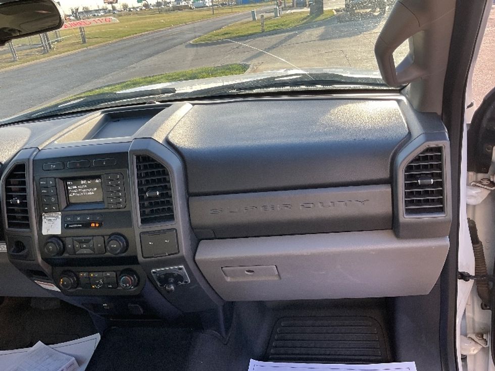 Medium Duty Box Truck-Light and Medium Duty Trucks-Ford-2021-F450-Oklahoma City-OK-117,167\n\t\tmiles-$ 35,000 - Image 21