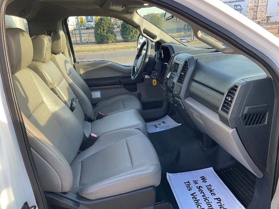 Medium Duty Box Truck-Light and Medium Duty Trucks-Ford-2021-F450-Oklahoma City-OK-117,167\n\t\tmiles-$ 35,000 - Image 22