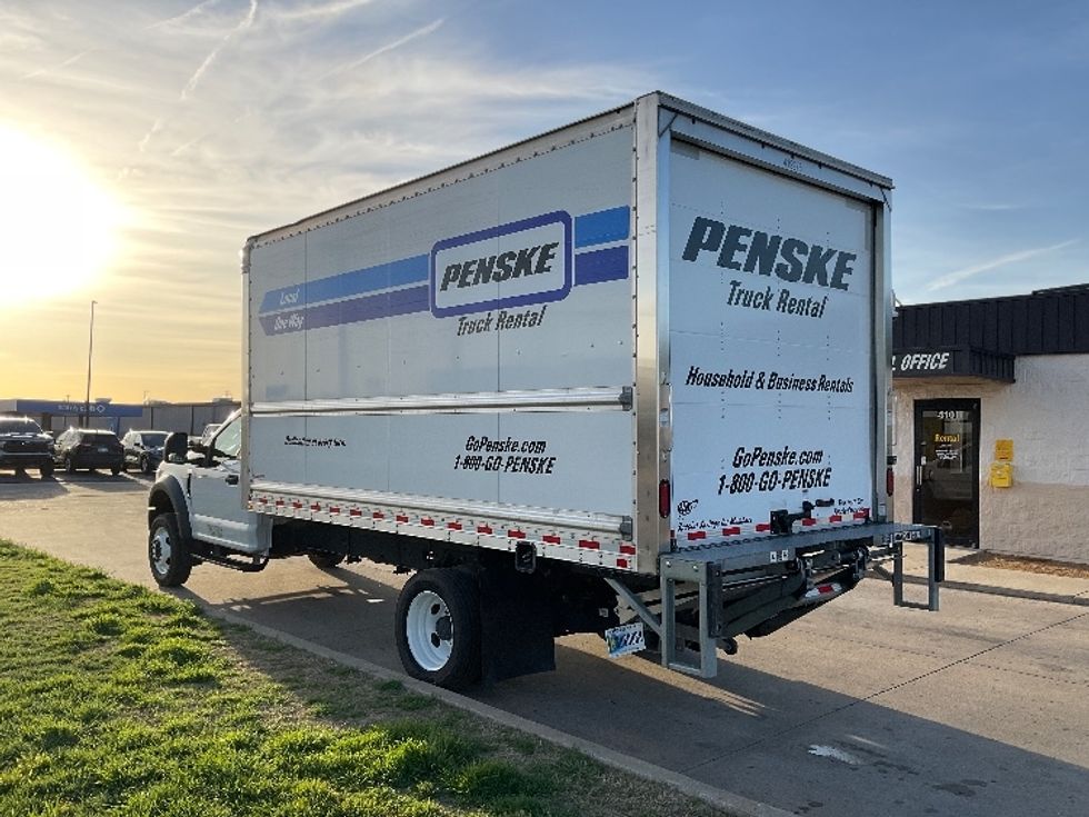 Medium Duty Box Truck-Light and Medium Duty Trucks-Ford-2021-F450-Oklahoma City-OK-117,167\n\t\tmiles-$ 35,000 - Image 6