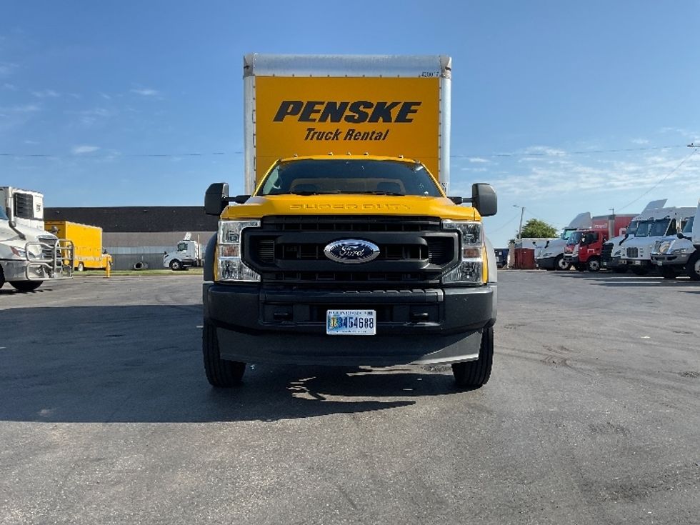 Medium Duty Box Truck-Light and Medium Duty Trucks-Ford-2021-F450-Oklahoma City-OK-89,001\n\t\tmiles-$ 48,000 - Image 2