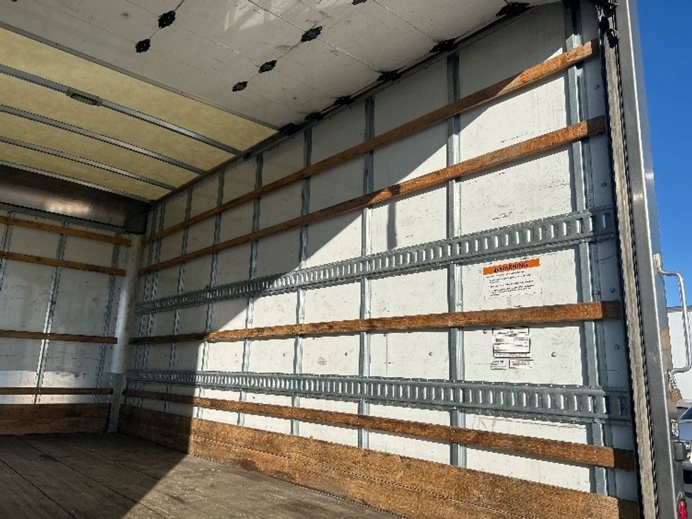 Medium Duty Box Truck-Light and Medium Duty Trucks-Ford-2021-F450-Phoenix-AZ-86,998\n\t\tmiles-$ 38,000 - Image 12