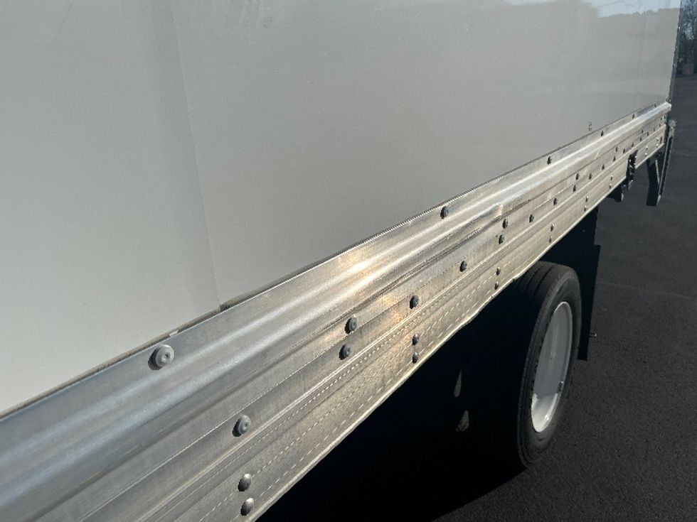 Medium Duty Box Truck-Light and Medium Duty Trucks-Ford-2021-F450-Phoenix-AZ-86,998\n\t\tmiles-$ 38,000 - Image 26