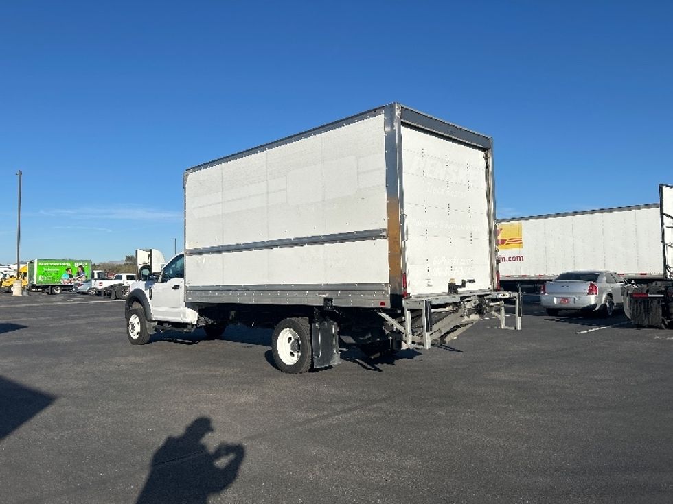 Medium Duty Box Truck-Light and Medium Duty Trucks-Ford-2021-F450-Phoenix-AZ-86,998\n\t\tmiles-$ 38,000 - Image 6