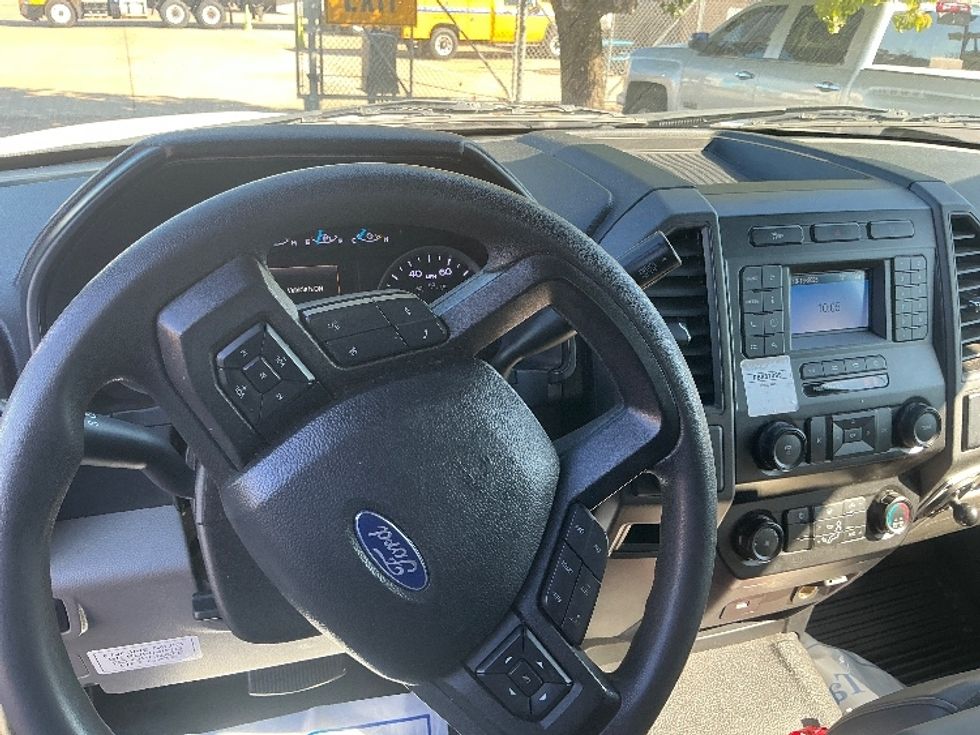 Medium Duty Box Truck-Light and Medium Duty Trucks-Ford-2021-F450-Richland-MS-163,216\n\t\tmiles-$ 26,500 - Image 18