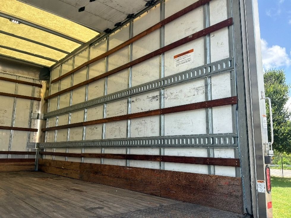 Medium Duty Box Truck-Light and Medium Duty Trucks-Ford-2021-F450-San Antonio-TX-102,135\n\t\tmiles-$ 32,750 - Image 10