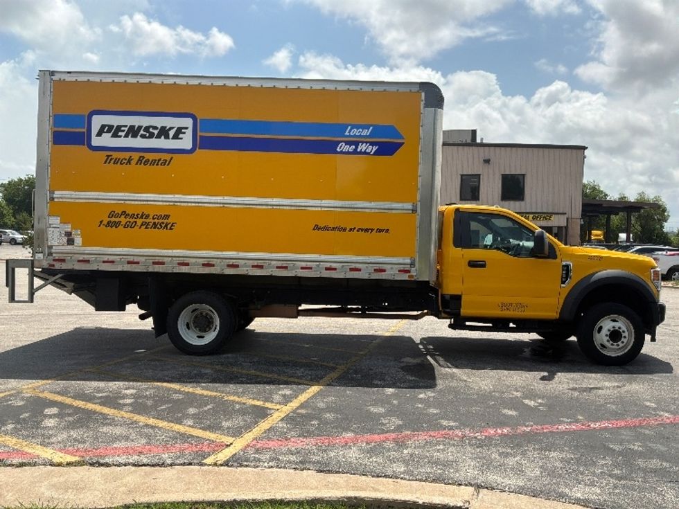 Medium Duty Box Truck-Light and Medium Duty Trucks-Ford-2021-F450-San Antonio-TX-102,135\n\t\tmiles-$ 32,750 - Image 13