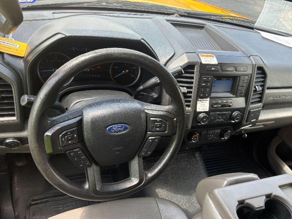 Medium Duty Box Truck-Light and Medium Duty Trucks-Ford-2021-F450-San Antonio-TX-102,135\n\t\tmiles-$ 32,750 - Image 16