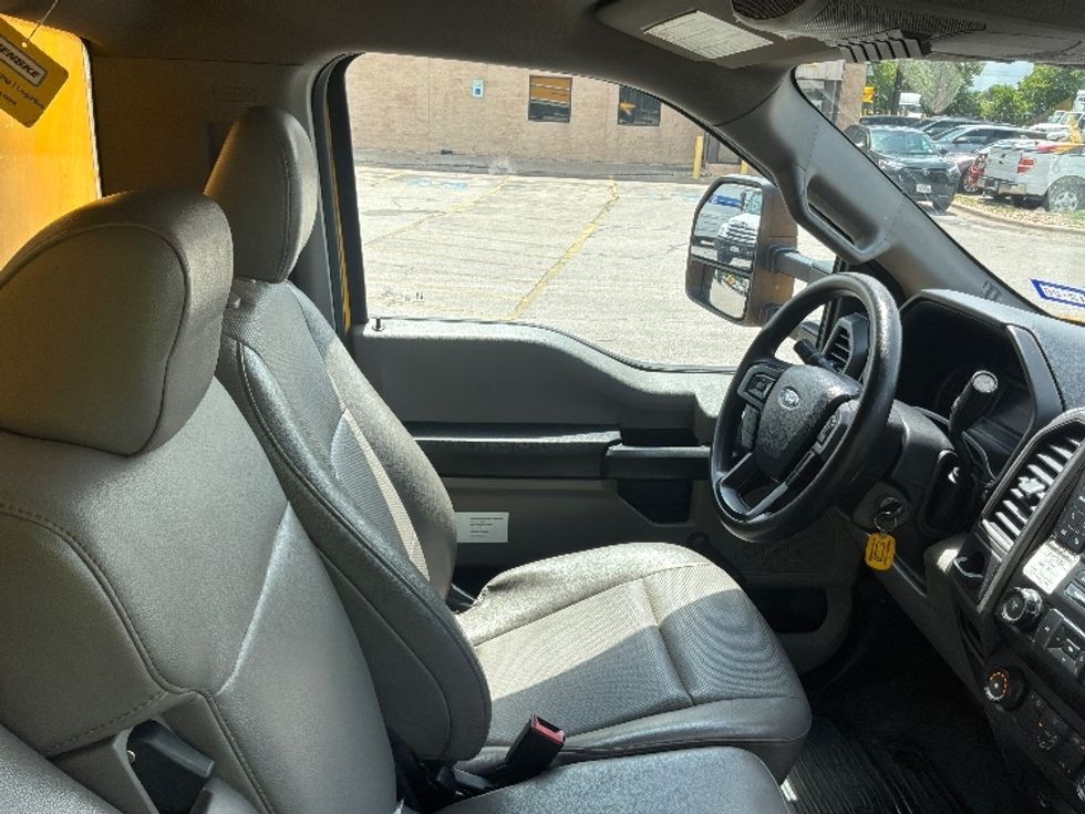 Medium Duty Box Truck-Light and Medium Duty Trucks-Ford-2021-F450-San Antonio-TX-102,135\n\t\tmiles-$ 32,750 - Image 20