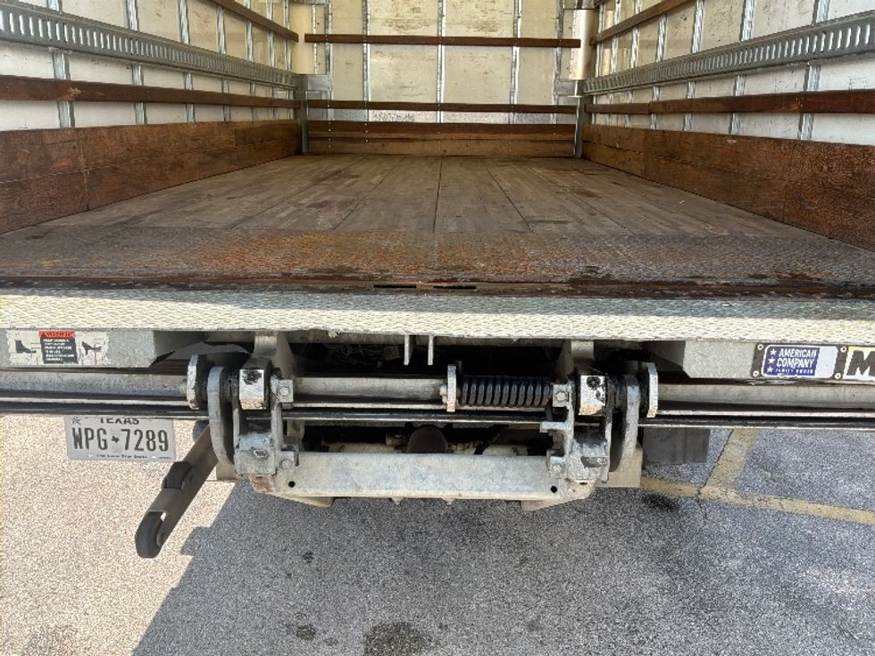 Medium Duty Box Truck-Light and Medium Duty Trucks-Ford-2021-F450-San Antonio-TX-102,135\n\t\tmiles-$ 32,750 - Image 8