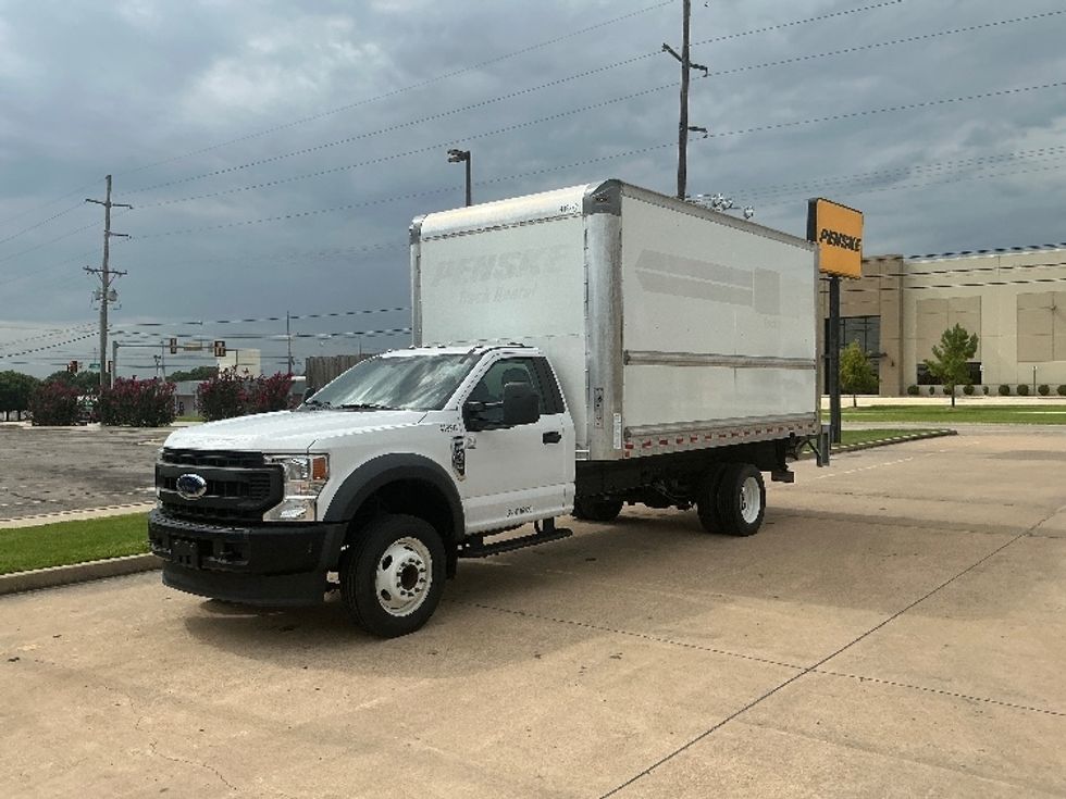 Medium Duty Box Truck-Light and Medium Duty Trucks-Ford-2021-F450-Tulsa-OK-83,510\n\t\tmiles-$ 39,500 - Image 1