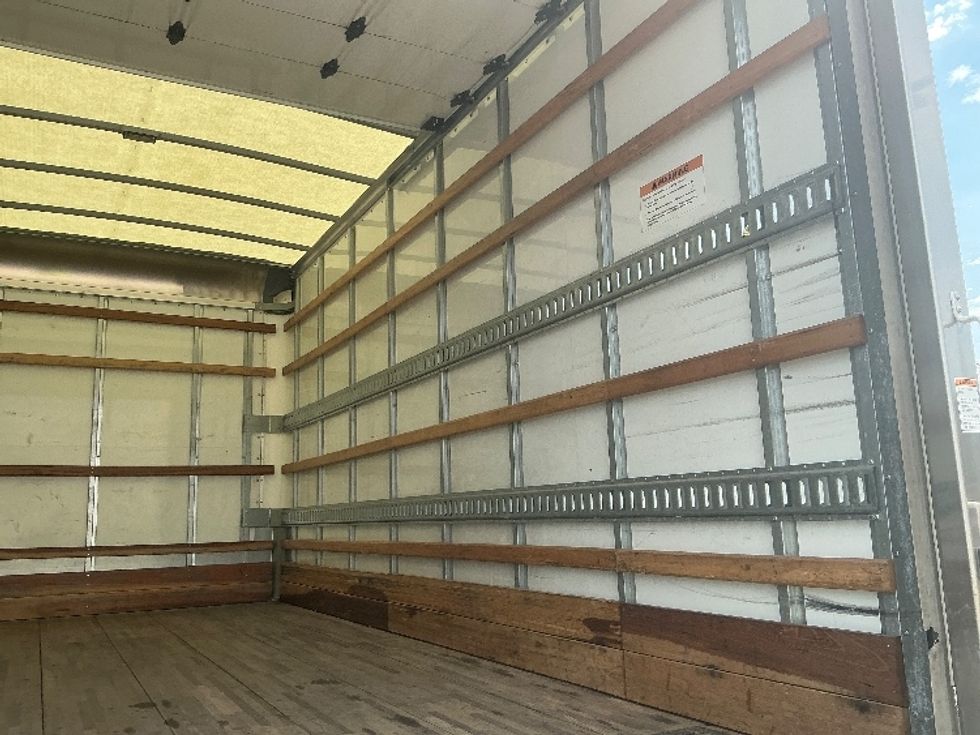 Medium Duty Box Truck-Light and Medium Duty Trucks-Ford-2021-F450-Tulsa-OK-83,510\n\t\tmiles-$ 39,500 - Image 12