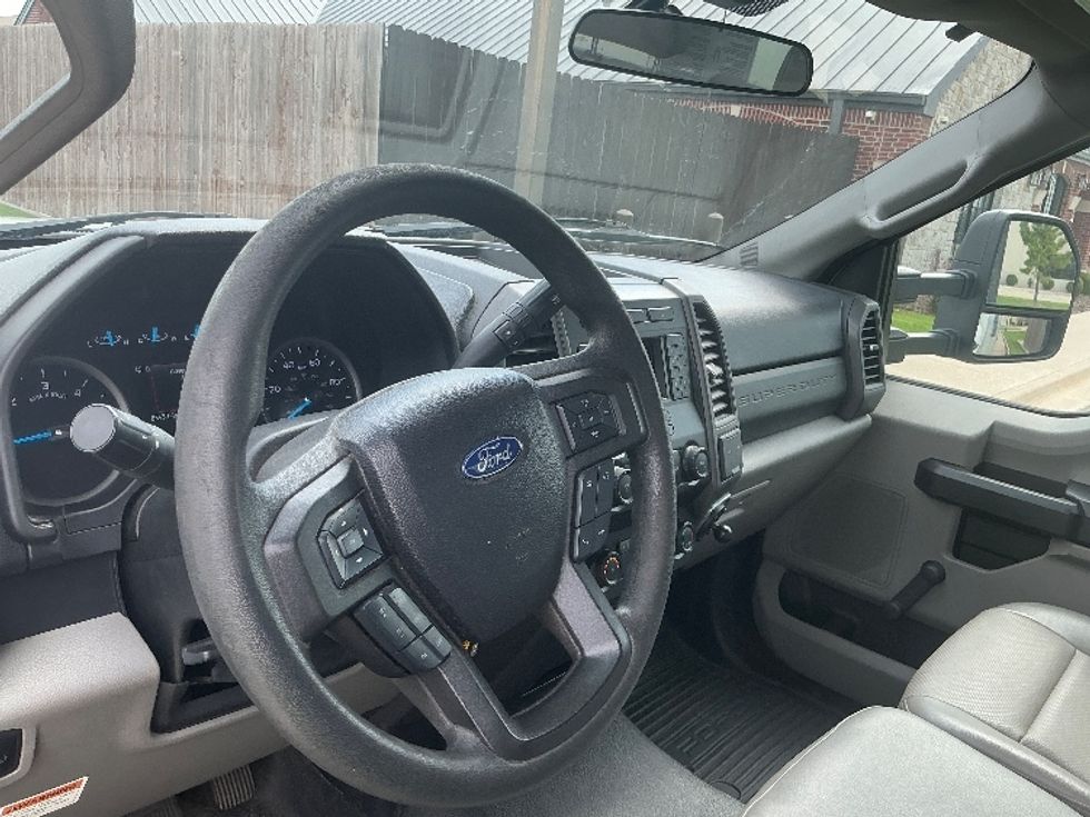 Medium Duty Box Truck-Light and Medium Duty Trucks-Ford-2021-F450-Tulsa-OK-83,510\n\t\tmiles-$ 39,500 - Image 17