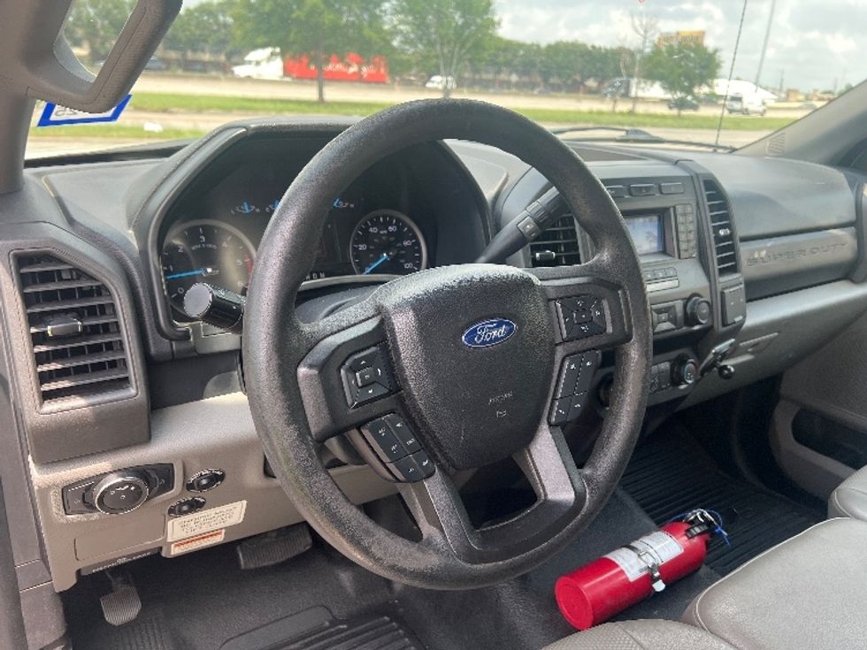 Medium Duty Box Truck-Light and Medium Duty Trucks-Ford-2021-F450-Waco-TX-83,212\n\t\tmiles-$ 38,000 - Image 17