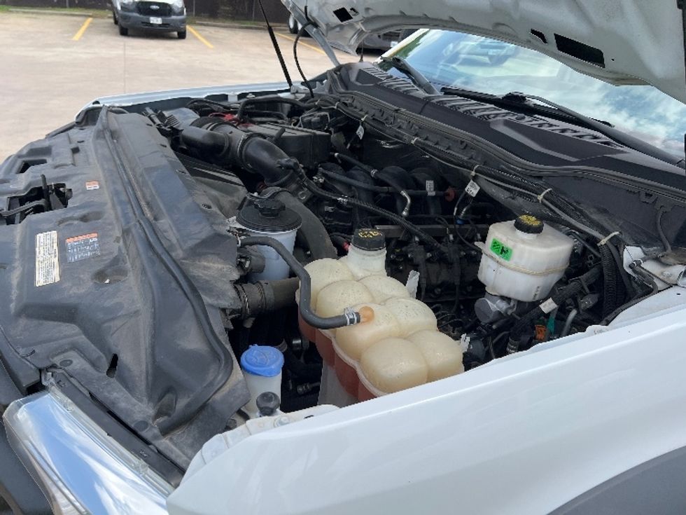 Medium Duty Box Truck-Light and Medium Duty Trucks-Ford-2021-F450-Waco-TX-83,212\n\t\tmiles-$ 38,000 - Image 24