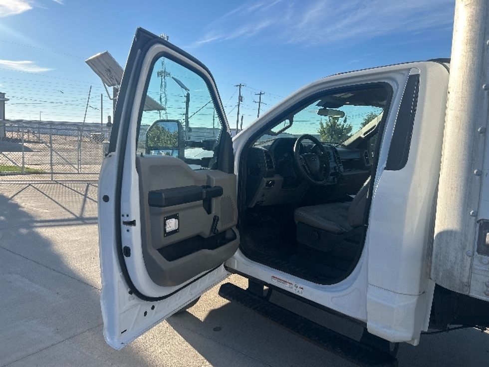 Medium Duty Box Truck-Light and Medium Duty Trucks-Ford-2022-F450-Amarillo-TX-145,182\n\t\tmiles-$ 30,000 - Image 16
