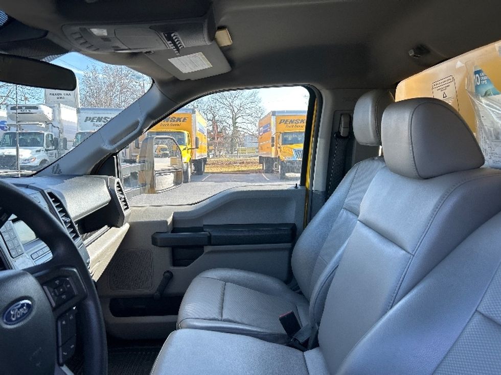 Medium Duty Box Truck-Light and Medium Duty Trucks-Ford-2022-F450-Atlanta-GA-78,514\n\t\tmiles-$ 41,750 - Image 19