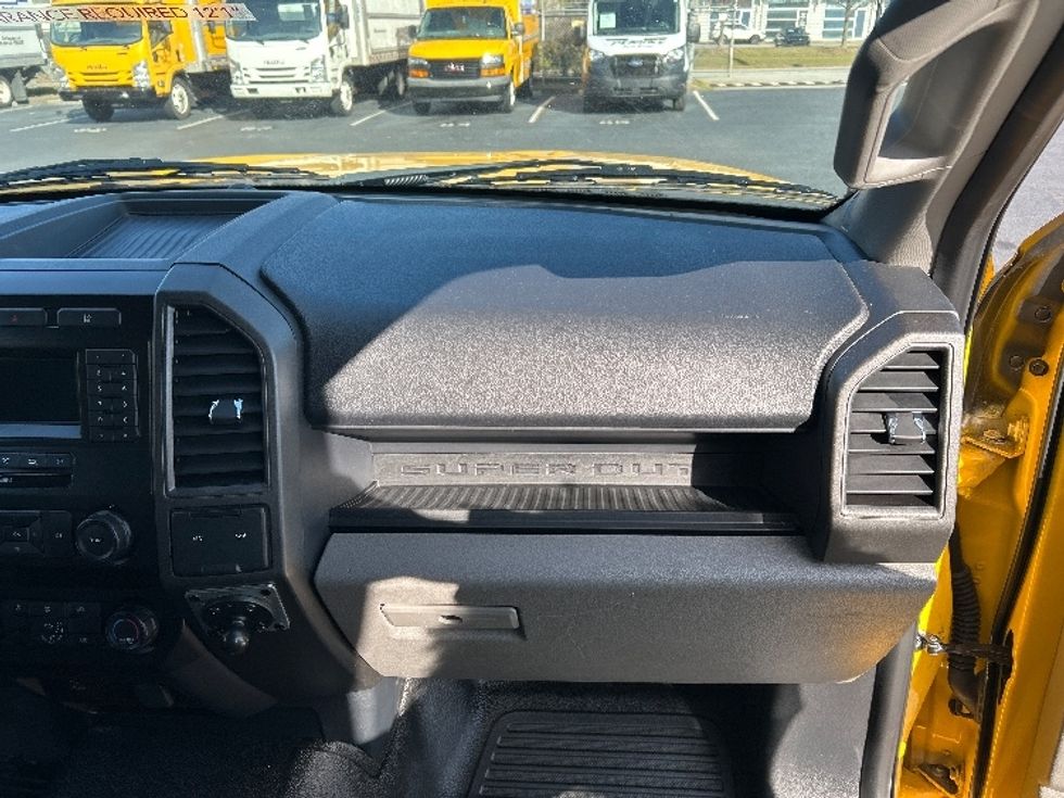 Medium Duty Box Truck-Light and Medium Duty Trucks-Ford-2022-F450-Atlanta-GA-78,514\n\t\tmiles-$ 41,750 - Image 21