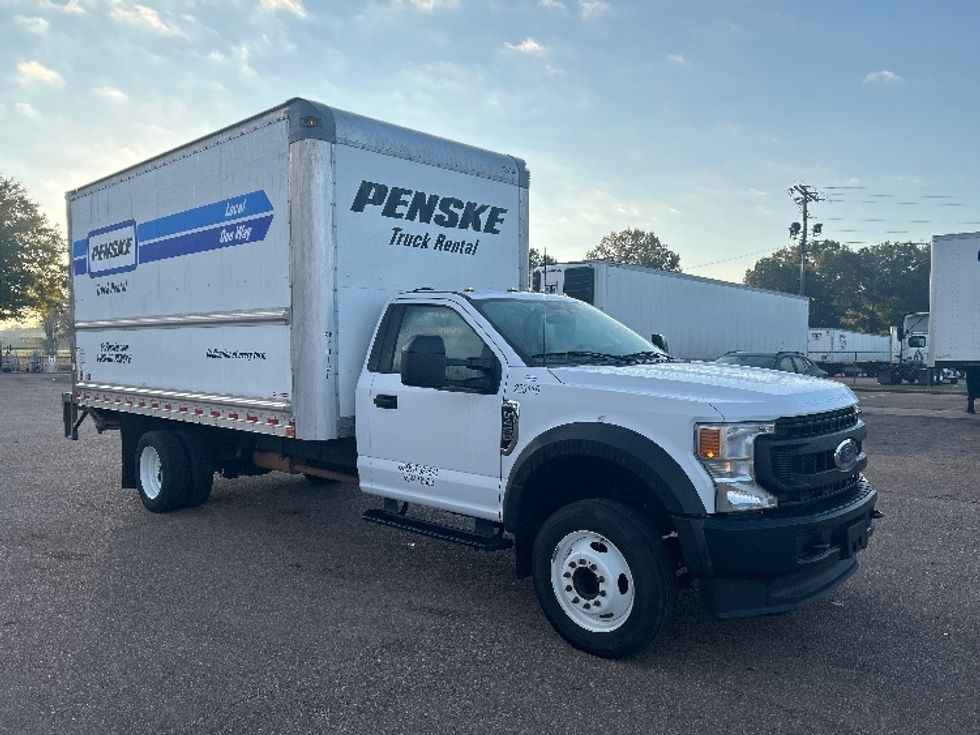Medium Duty Box Truck-Light and Medium Duty Trucks-Ford-2022-F450-Jackson-MS-104,059\n\t\tmiles-$ 36,000 - Image 1